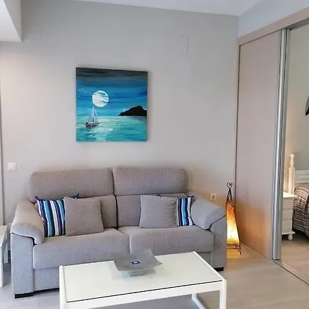 42 Eurosol, A 5 Min Carihuela * 托雷莫利诺斯