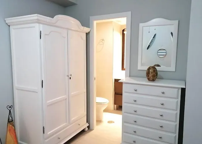 42 Eurosol, A 5 Min Carihuela Apartment *