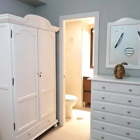 42 Eurosol, A 5 Min Carihuela Appartement *